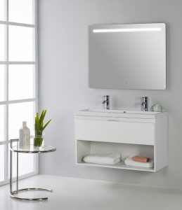 conjunto de baño con iluminación LED